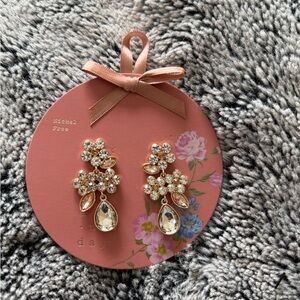 Elegant Floral Crystal Drop Earrings